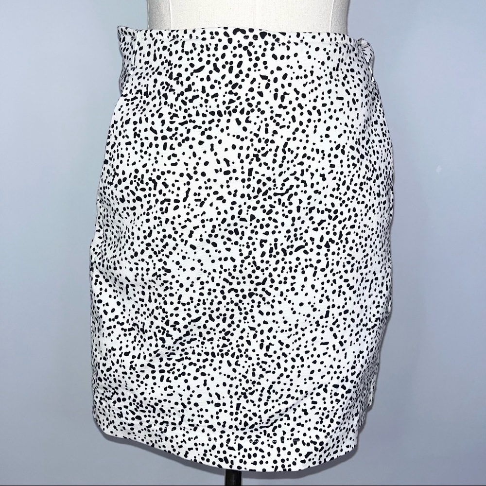 URBAN OUTFITTERS White Black Polka Dot Dalmatian Spotted Mini Pencil Skirt Small